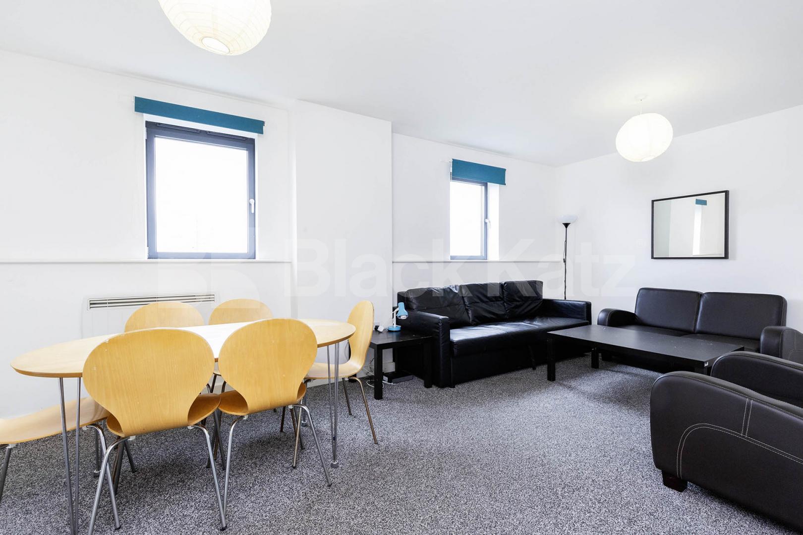 locate din a new build in the heart of Highbury close to Arsenal Station  Drayton Park, Highbury 